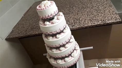100 katlı düğün pastası